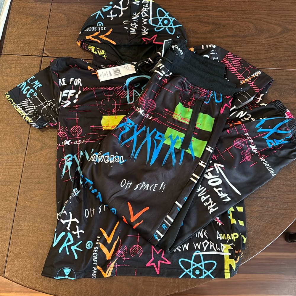 NWT Mens Reason Brand Graffiti Drip Hoodie and Jogger Pant Set  Size L